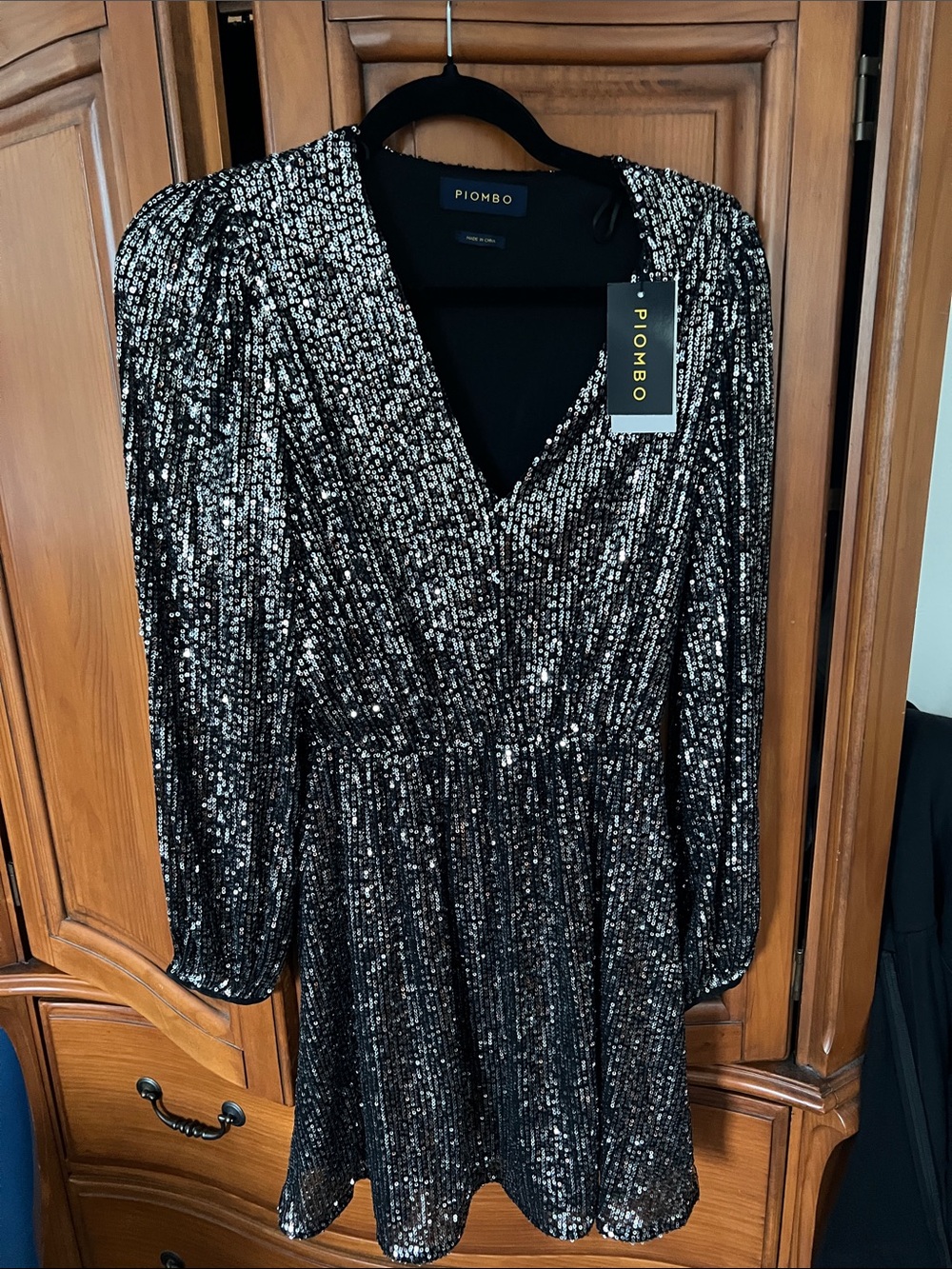 Piombo Black Sequin V-Neck Long Sleeve Mini Dress